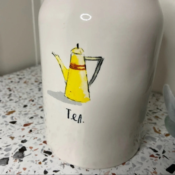 RAE DUNN TEA Ceramic Canister Storage With Lid Artisan Collection NEW 2018 RARE - Picture 3 of 12
